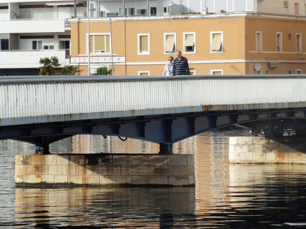 Apartments Kostijal ザダル エクステリア 写真